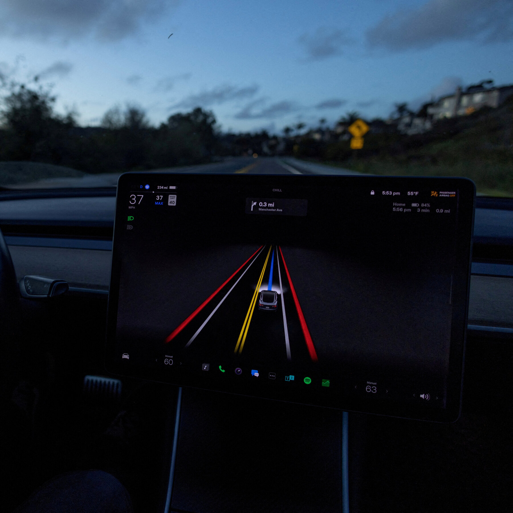 Tesla Driver Using Autopilot in Texas Crash Is Charged With Manslaughter